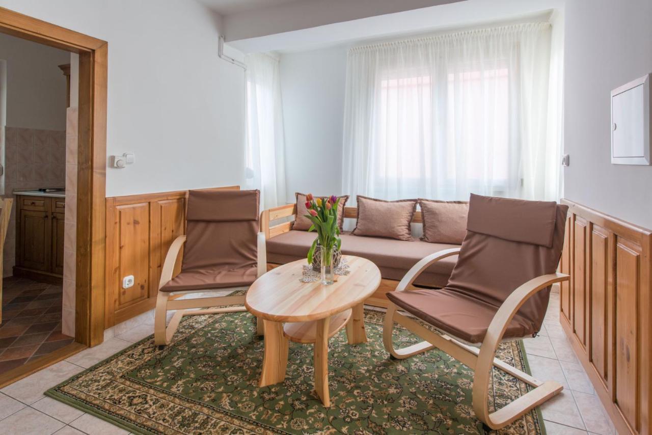 Hajdu Apartman 3. Hajdúszoboszló Exteriör bild