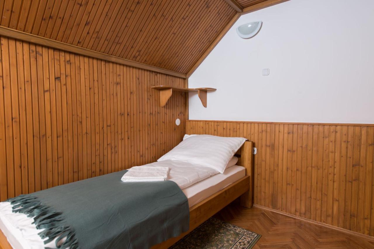 Hajdu Apartman 3. Hajdúszoboszló Exteriör bild